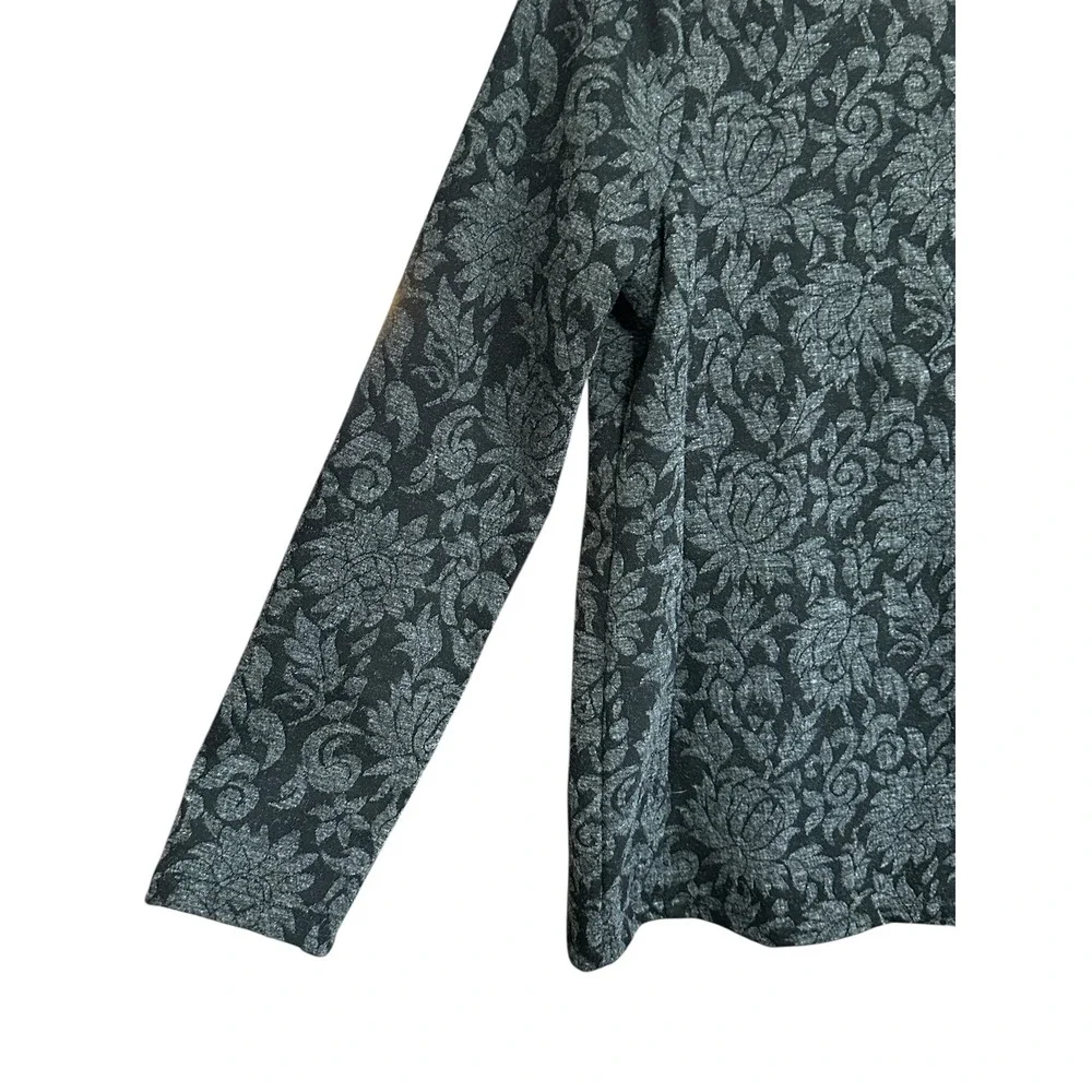 Talbots Black Gray Floral Print Boat Neck Button Back Knit Top Size M Corpcore - Picture 2 of 6
